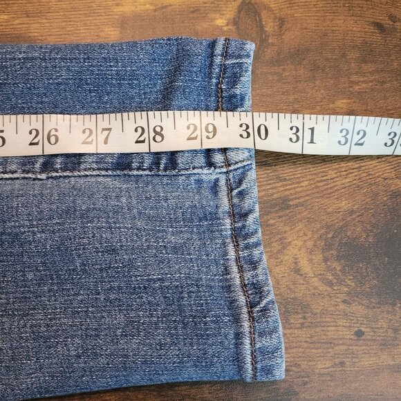 Levi's Jeans Size 10 Mid Rise Skinny Medium Light Wash Stretch Denim Western - Picture 8 of 9